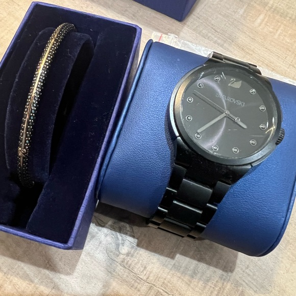 Swarovski Watch & Bracelet combo set Black rhinestones - Picture 3 of 9